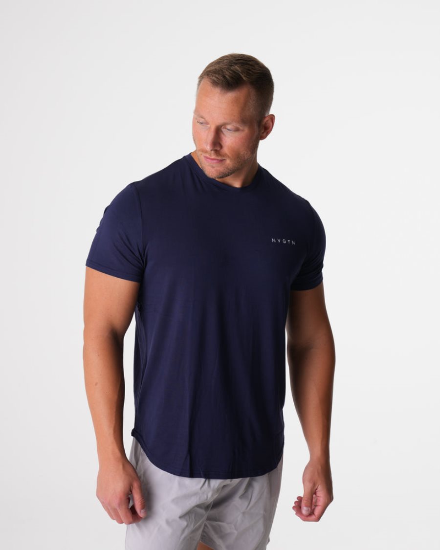 Camiseta NVGTN Tech Fitted Hombre Azul Marino | aowmWOH8