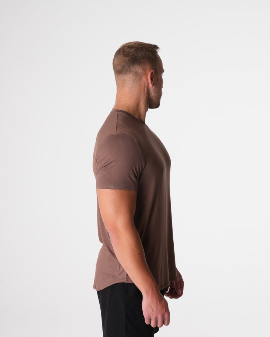 Camiseta NVGTN Tech Fitted Hombre Marrones | T1scSag0