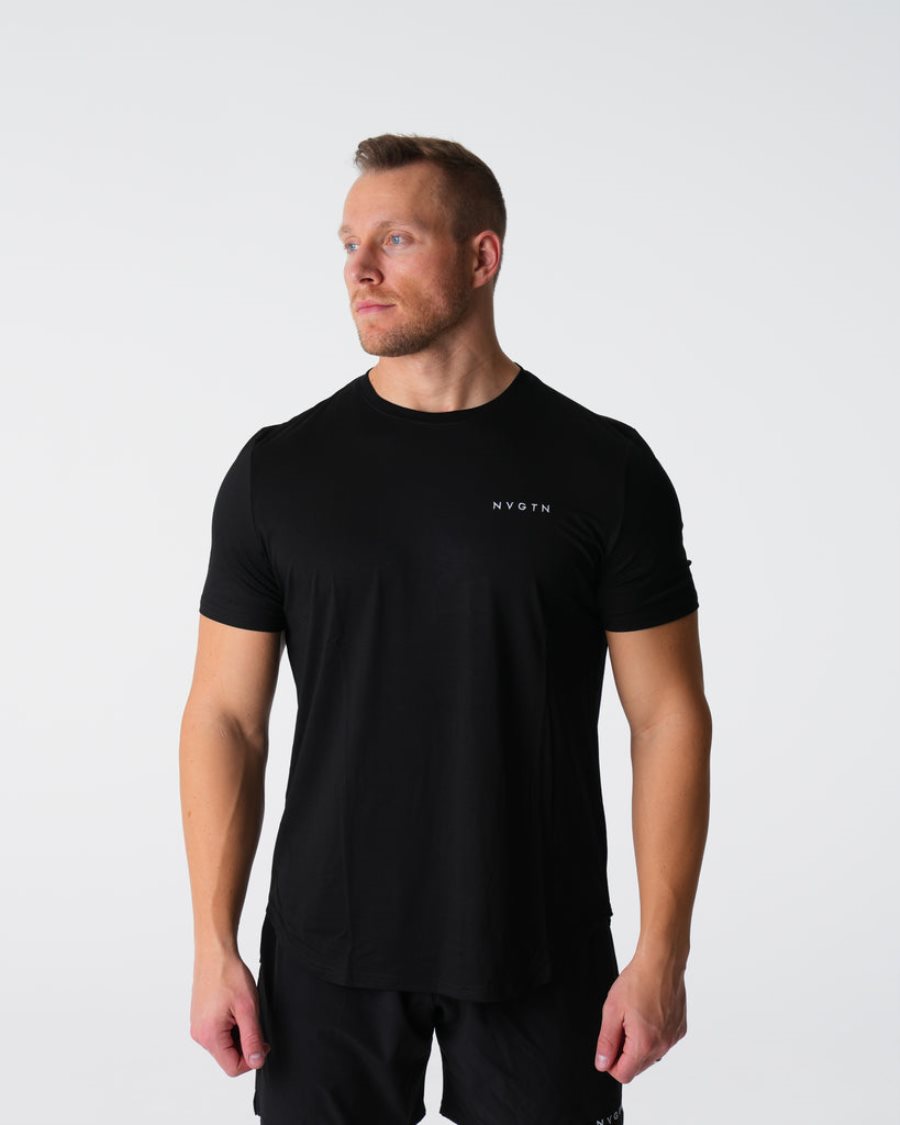 Camiseta NVGTN Tech Fitted Hombre Negras | bNa0lnNv