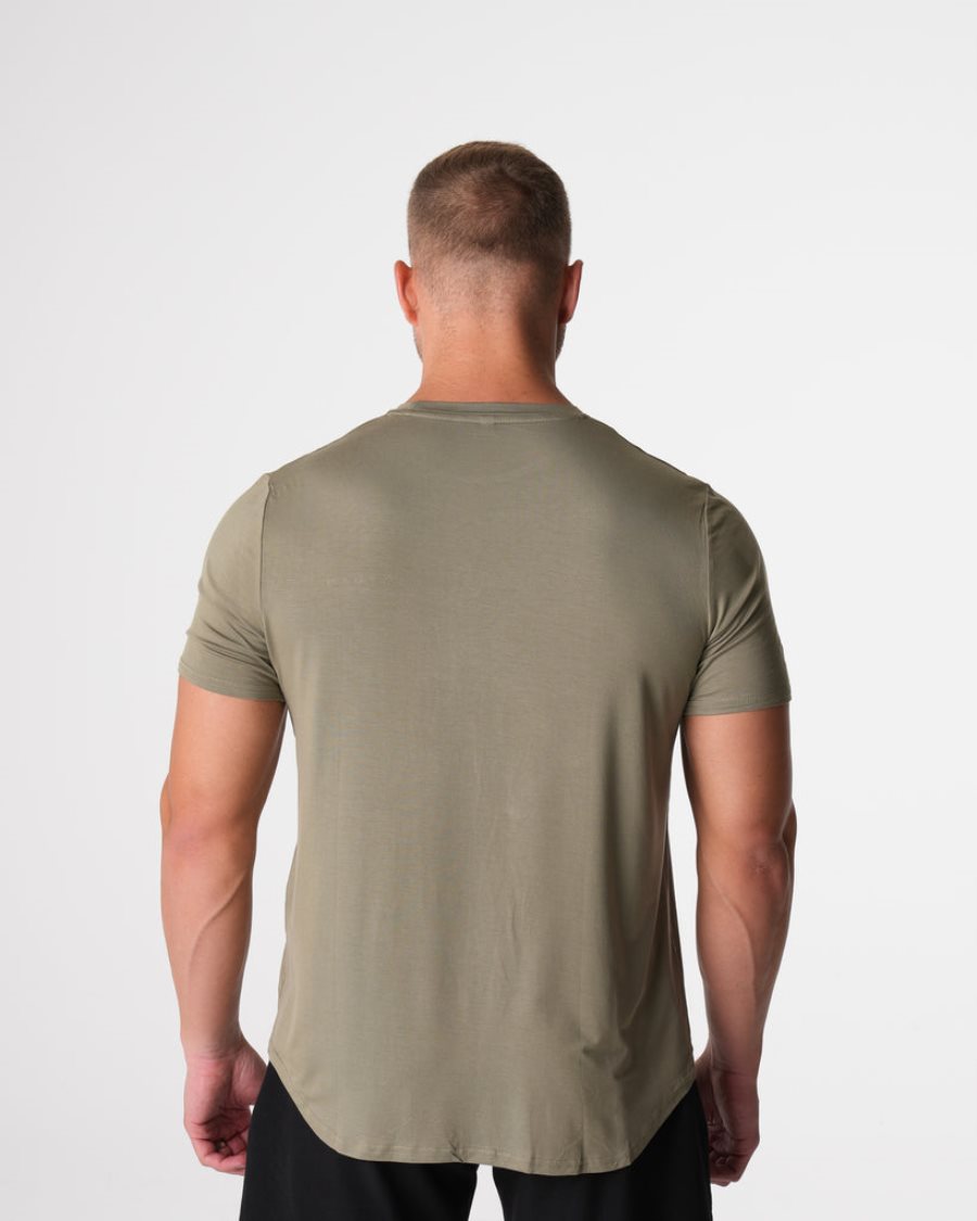 Camiseta NVGTN Tech Fitted Hombre Verde | psKFOPWQ