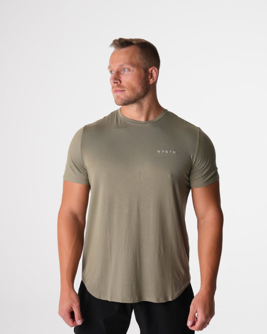 Camiseta NVGTN Tech Fitted Hombre Verde | psKFOPWQ