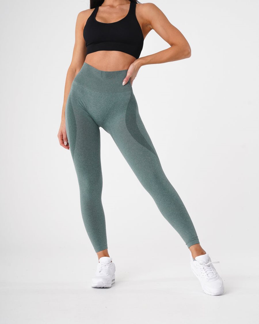 Leggins NVGTN Contour Seamless Mujer Verde | R2BrQpBH