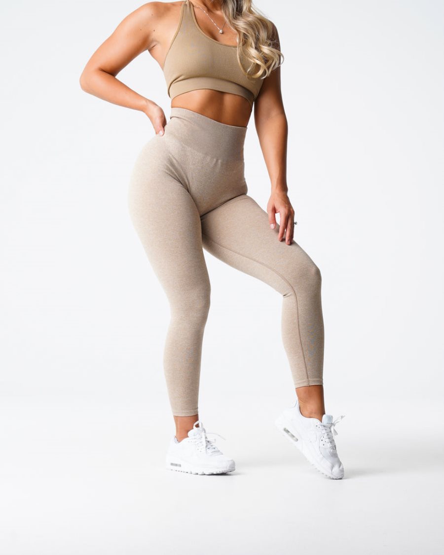 Leggins NVGTN Scrunch Seamless Mujer Beige | AJxAEyET