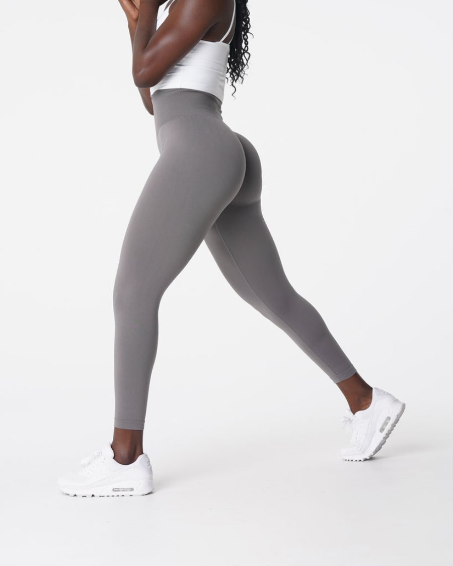 Leggins NVGTN Solid Seamless Mujer Gris Oscuro | uho35f1c